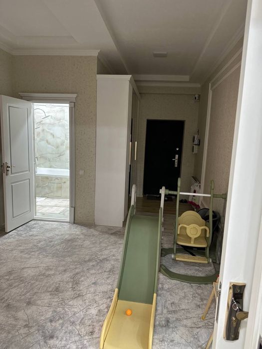 Продам люкс квартиру 120м2 (Вокзал, Узгазойл) в бизнес ЖК.