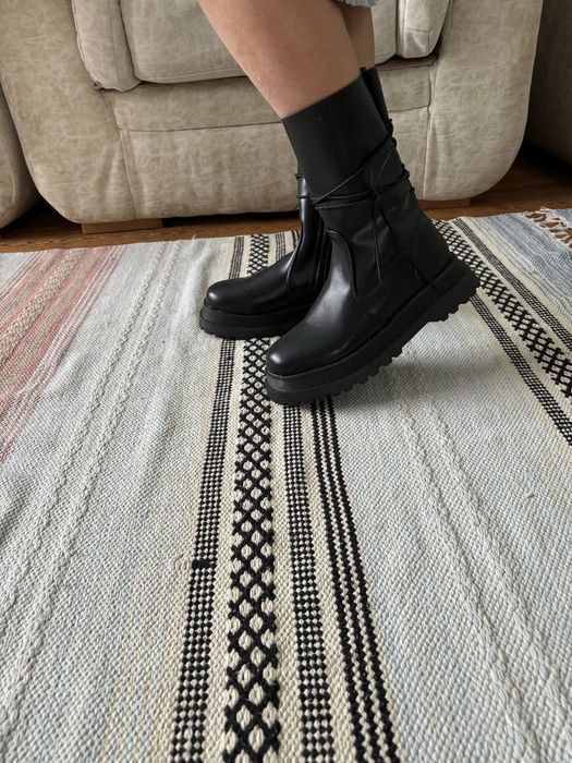 Сапоги весенние,