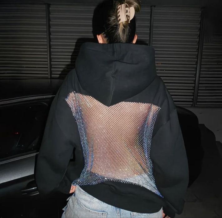 Разгрузка гардероба срочно!