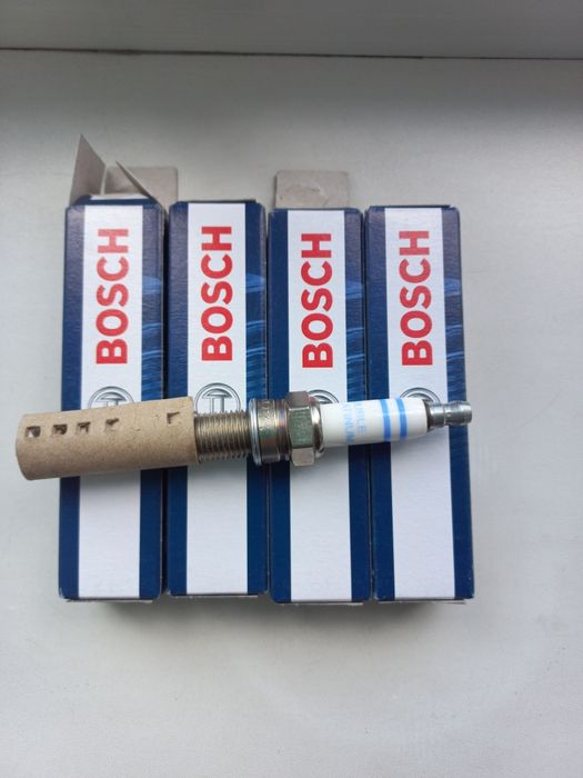 Продам свечи зажигания Bosch