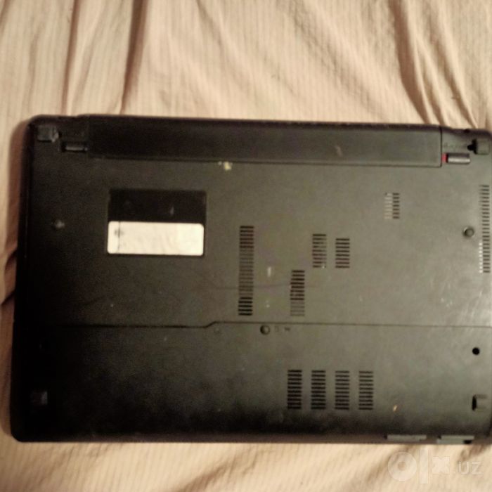 nout book ASUS 4/250