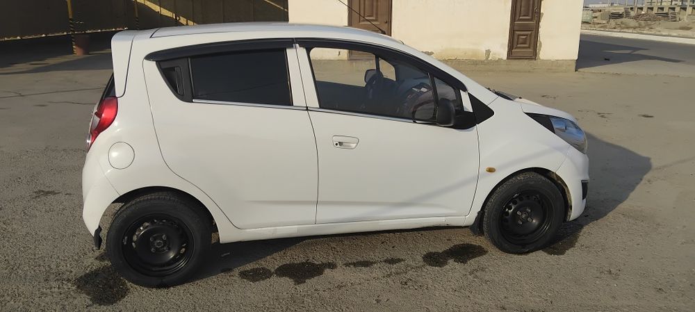 Спарк сотилади с