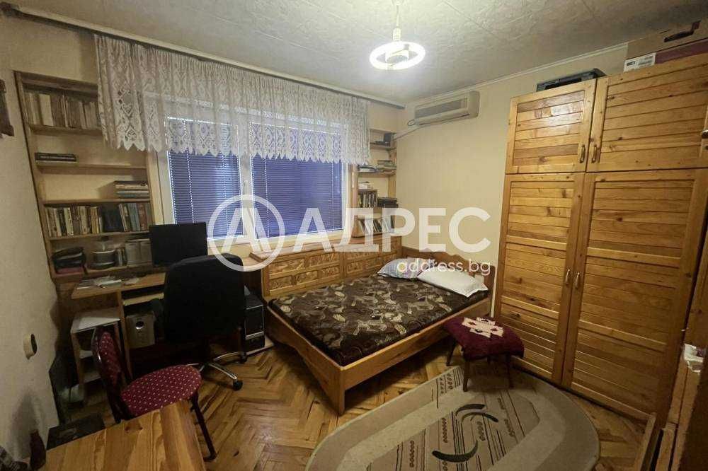 Продава се Двустаен апартамент в Разград, Орел - 60 кв.м за 1003 €/кв.м - Снимка #1