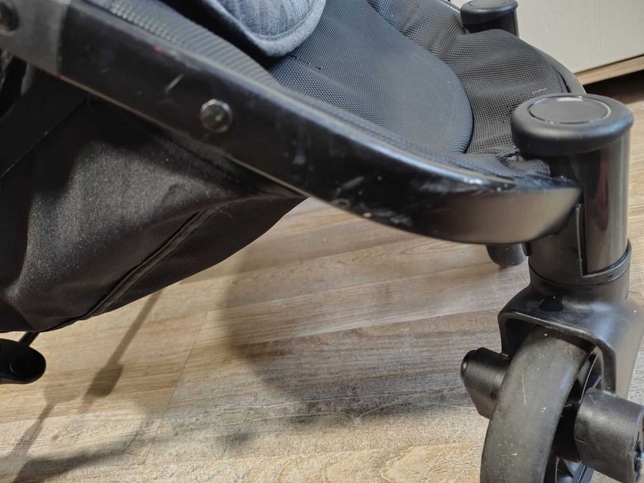 Детска количка сгъваема