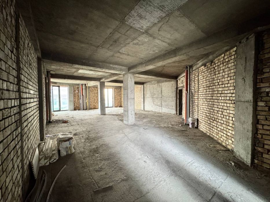 Жк Модерн строй Новостройка 4/4/10/ Опш:135кв Коропка