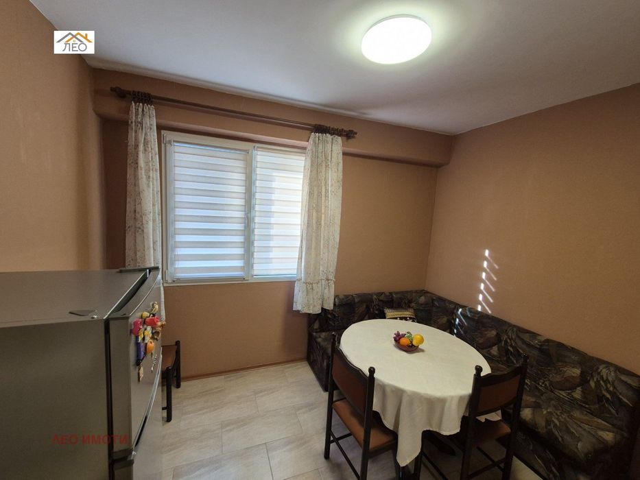 Продава се Тристаен апартамент в Севлиево - 76 кв.м за 1119 €/кв.м - Снимка #2