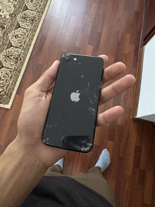 iPhone SE 2 сатылады!