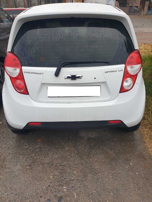 Spark 2015  boshlangich 3000 $  15 oy 200 $