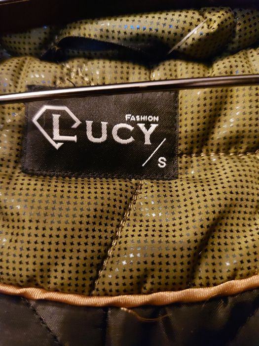 Geaca moderna ,cu blana naturala