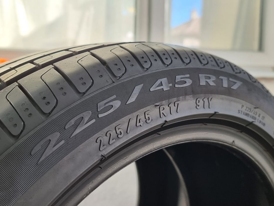 225/45/17 Pirelli 2Броя: 110€ 7.5мм