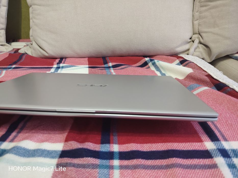 ASUS VivoBook X512DA – Ryzen 5, 8GB RAM