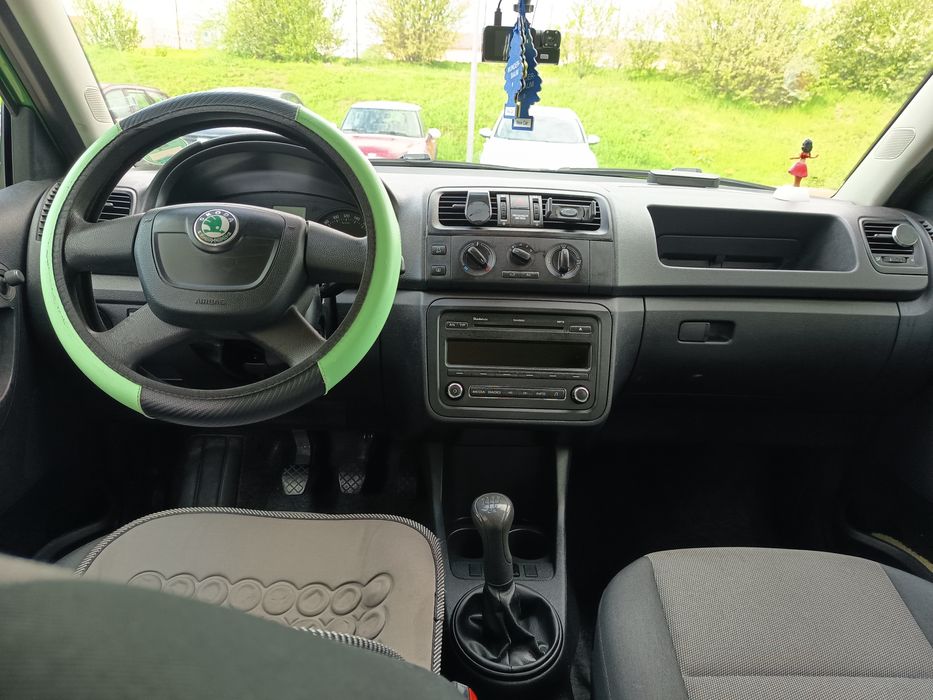 Vând Skoda Fabia 2