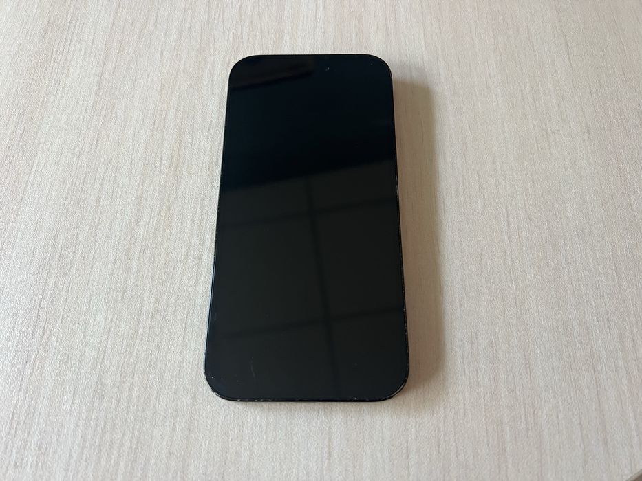 Продавам Apple iPhone 14 Pro 256GB