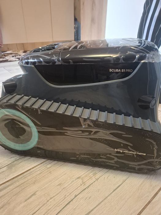 Vând aspirator robot piscina  Aiper Scupa S1  Pro