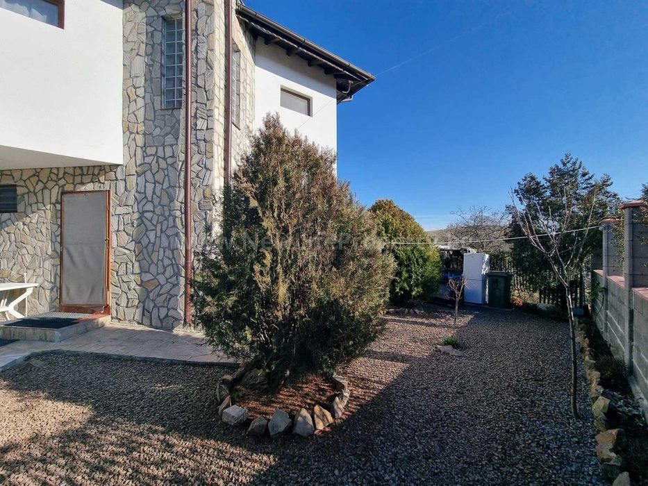 Продава се Къща в с. Бата, Област Бургас - 102 кв.м за 1932 €/кв.м - Снимка #2