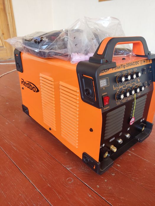 Сварочный аппарат Redbo pulse tig-200 ac/dc
