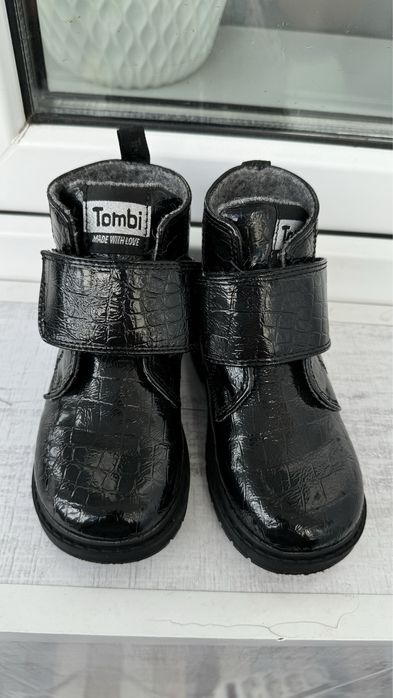 Ботинки на девочку