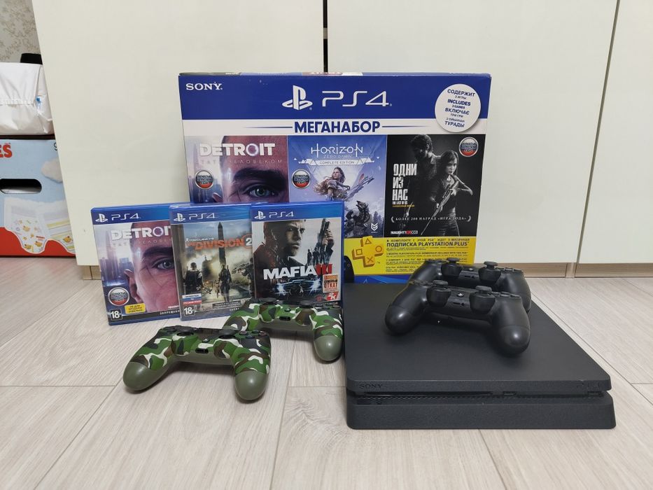Продаю Sony PlayStation 4slim 1Tb
