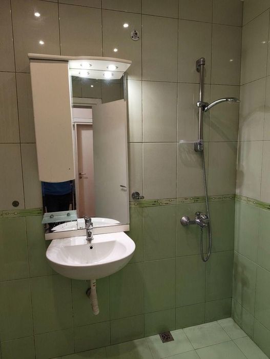 Дава се под наем Тристаен апартамент в София, Младост 4 - 90 кв.м за 662.49 € - Снимка #11