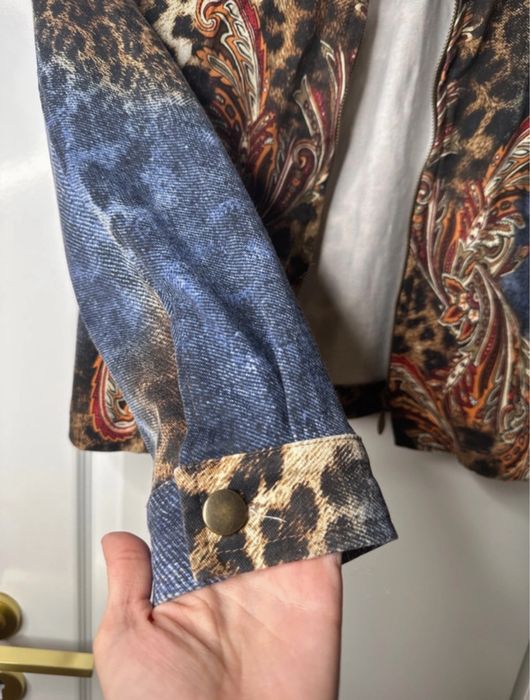 Geaca denim impecabilă