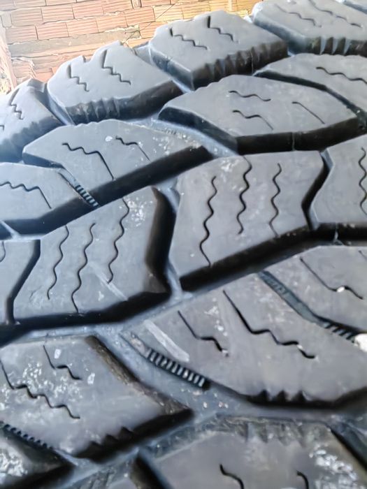 Гуми с оригинални джанти от Honda cr-v 1 205 70 r15