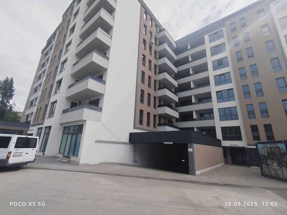 Гараж С 3 фазен ток под наем СТ,ЗАГОРА