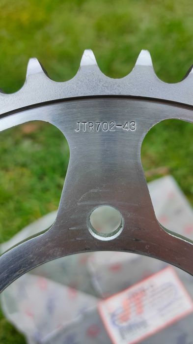 Заден венец с 43 зъба