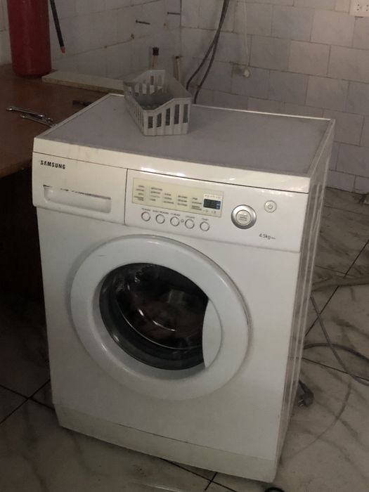 Продам стральную машину