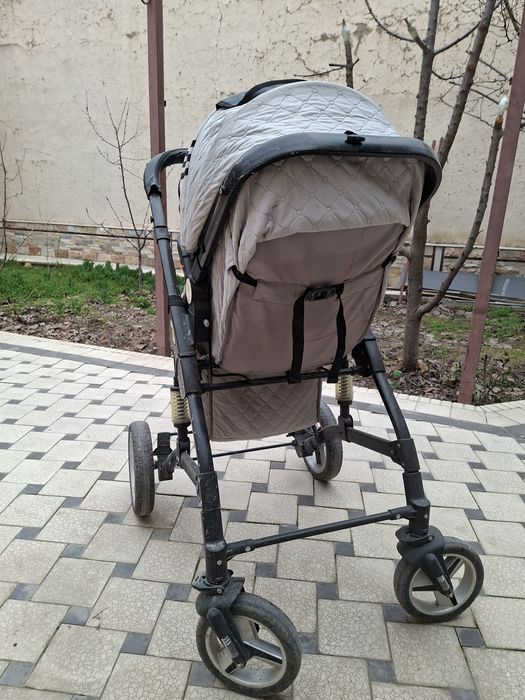 Коляска детская прочная