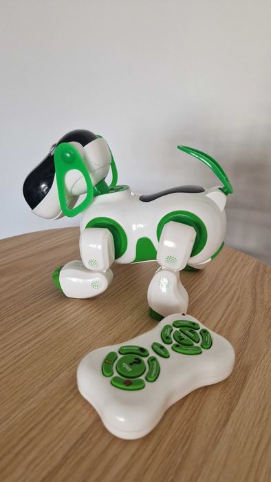 Интерактивна играчка куче с дистанционно управление  на български език