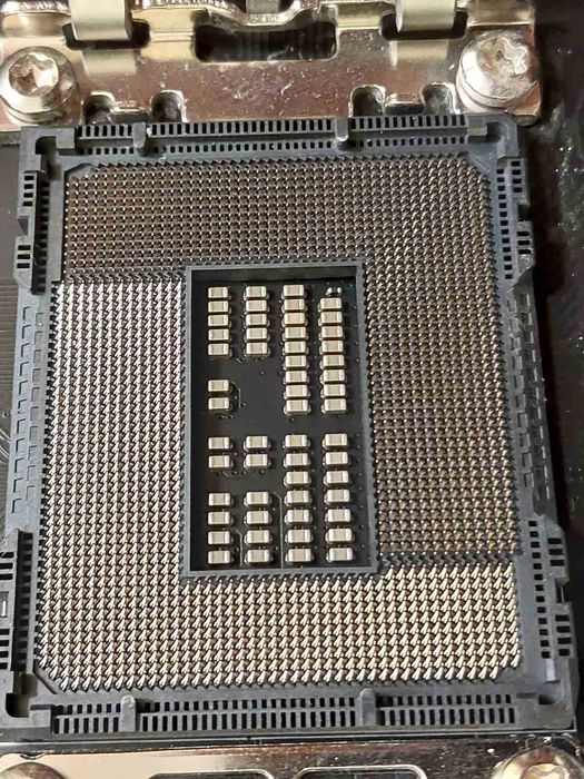 Intel Core i9 13900KF + MSI Z690 Tomahawk DDR4 Wi-fi