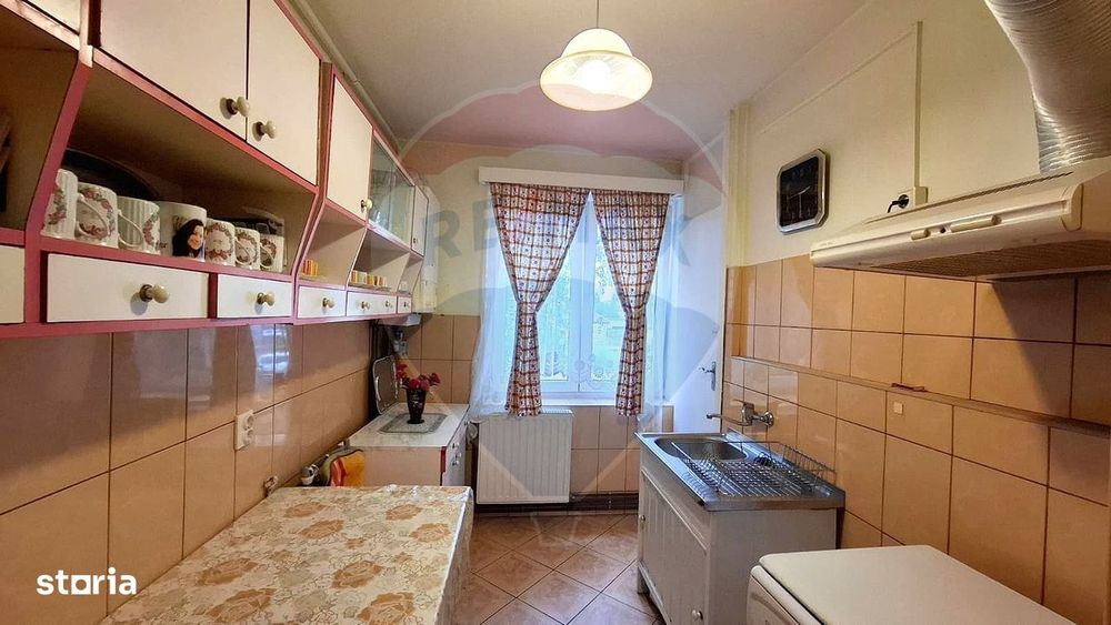 Apartament cu 2 camere de vanzare -Piata Victoriei Targu Mures