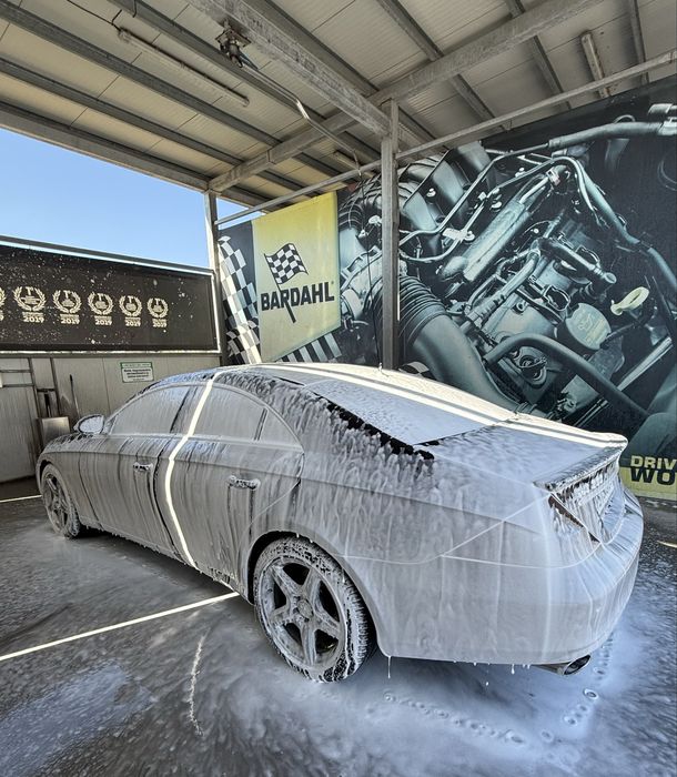 Mercedes CLS 500 M113 Face