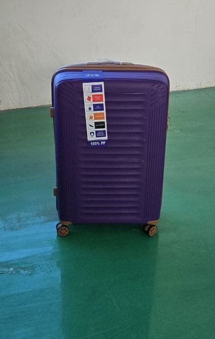 Chemodan / Чемодан