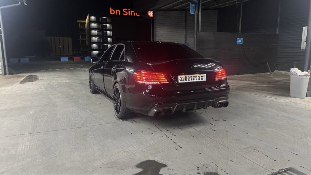 Mersadez bens E class 212 5.5 mator idal polniy pron qlangan