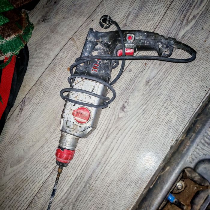 Перфоратор в хорошем состоянии