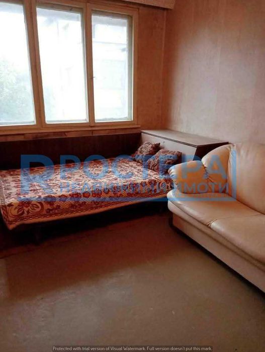 Продава се Четиристаен апартамент в Търговище, Център - 95 кв.м за 966 €/кв.м - Снимка #4