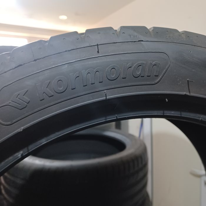 225 45 17 Kormoran 2бр летни дот 23