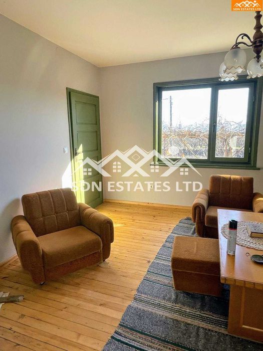 Дава се под наем Къща в с. Тъжа, Област Стара Загора - 80 кв.м за 255 € - Снимка #1