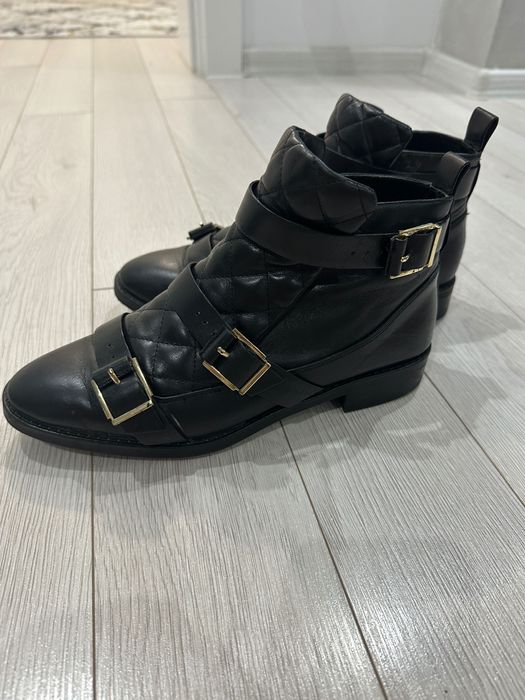 Дамски боти ZARA