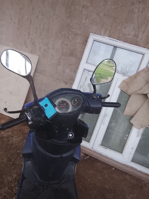 Скутер бензиновый