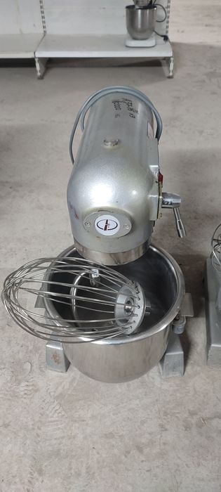 Миксер 15л, тестомесы, фритюрницы, микроволновки, вафельница