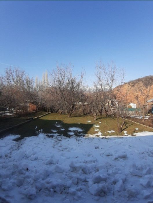 Продаётся дача на Чарваке!!!