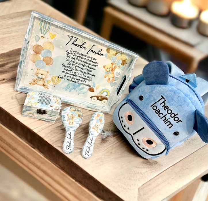 Ghiozdan personalizat