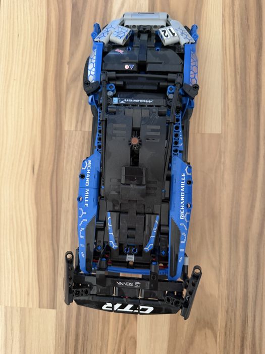 Lego  technic McLaren Senna 42123