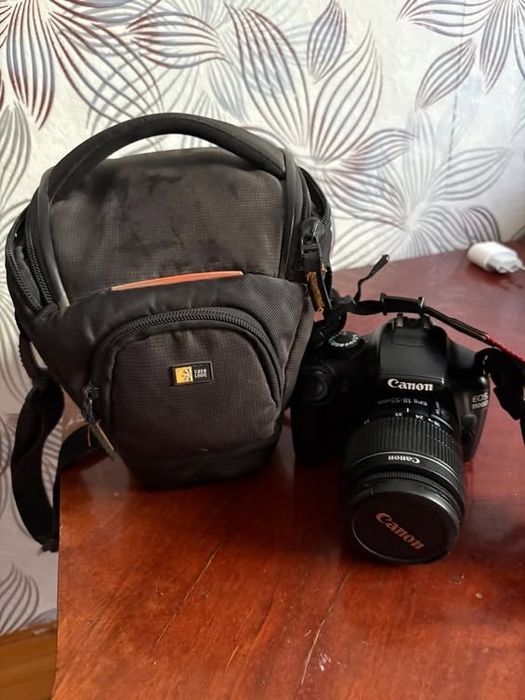 Canon EOS 1100d (В идеальном состоянии)