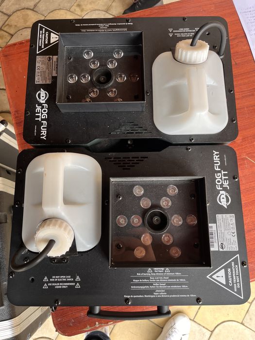 2x ADJ Fog Fury Jett – Mașini fum vertical RGB profesionale