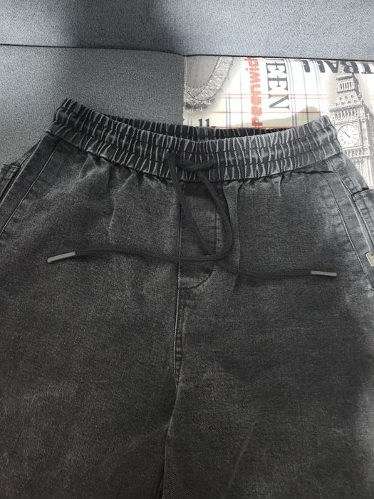Продам джинсы багги unisex