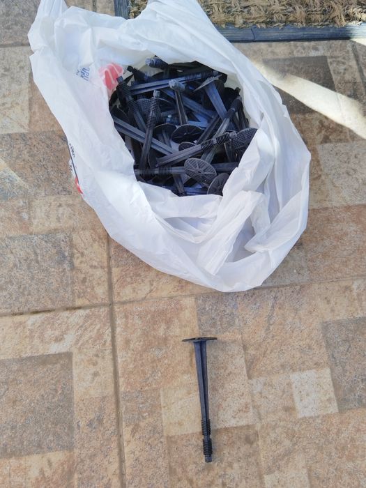 Дюбели за изолация различни размери