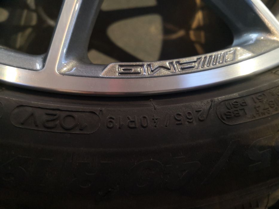 265 40 19 цола задни 295 35 19 спорт пакет гуми Michelin